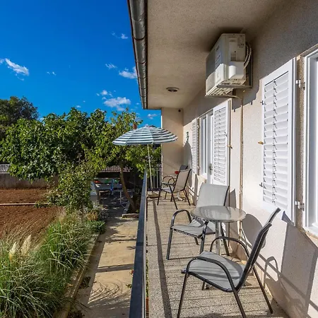 Σπίτι διακοπών 2 Bedroom Stunning In